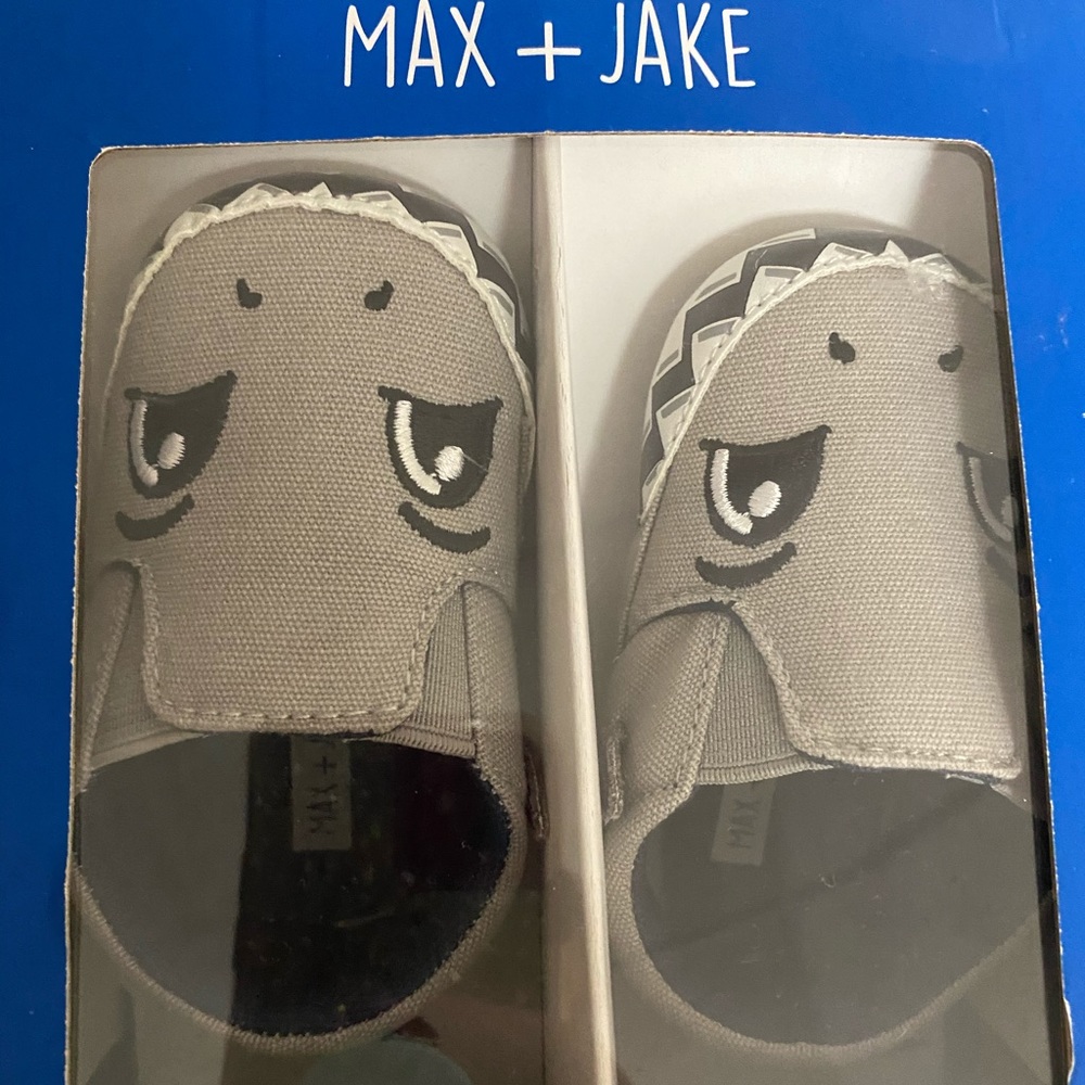 Max and Jake shoes. Size 2T.